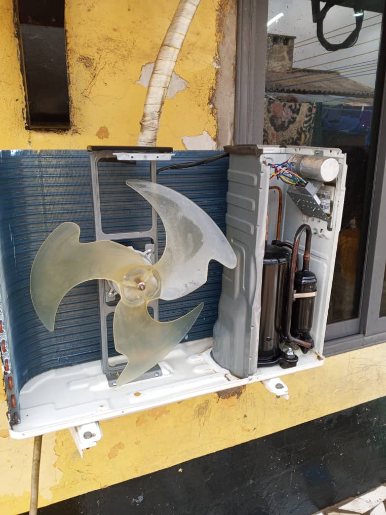 Air Conditioner Servicing | Professional AC Cleaning & Maintenance Service