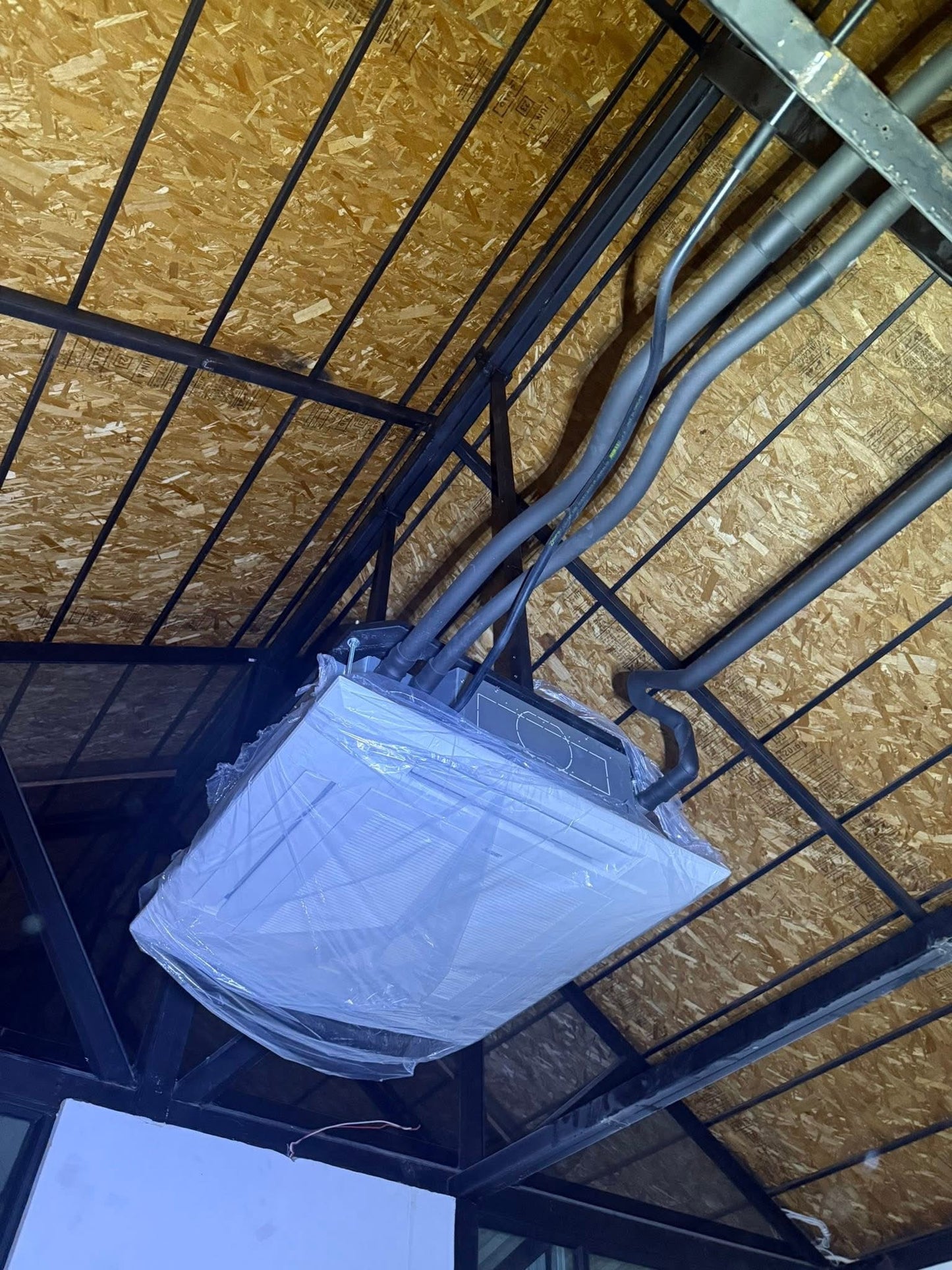 Cassette air conditioner installation