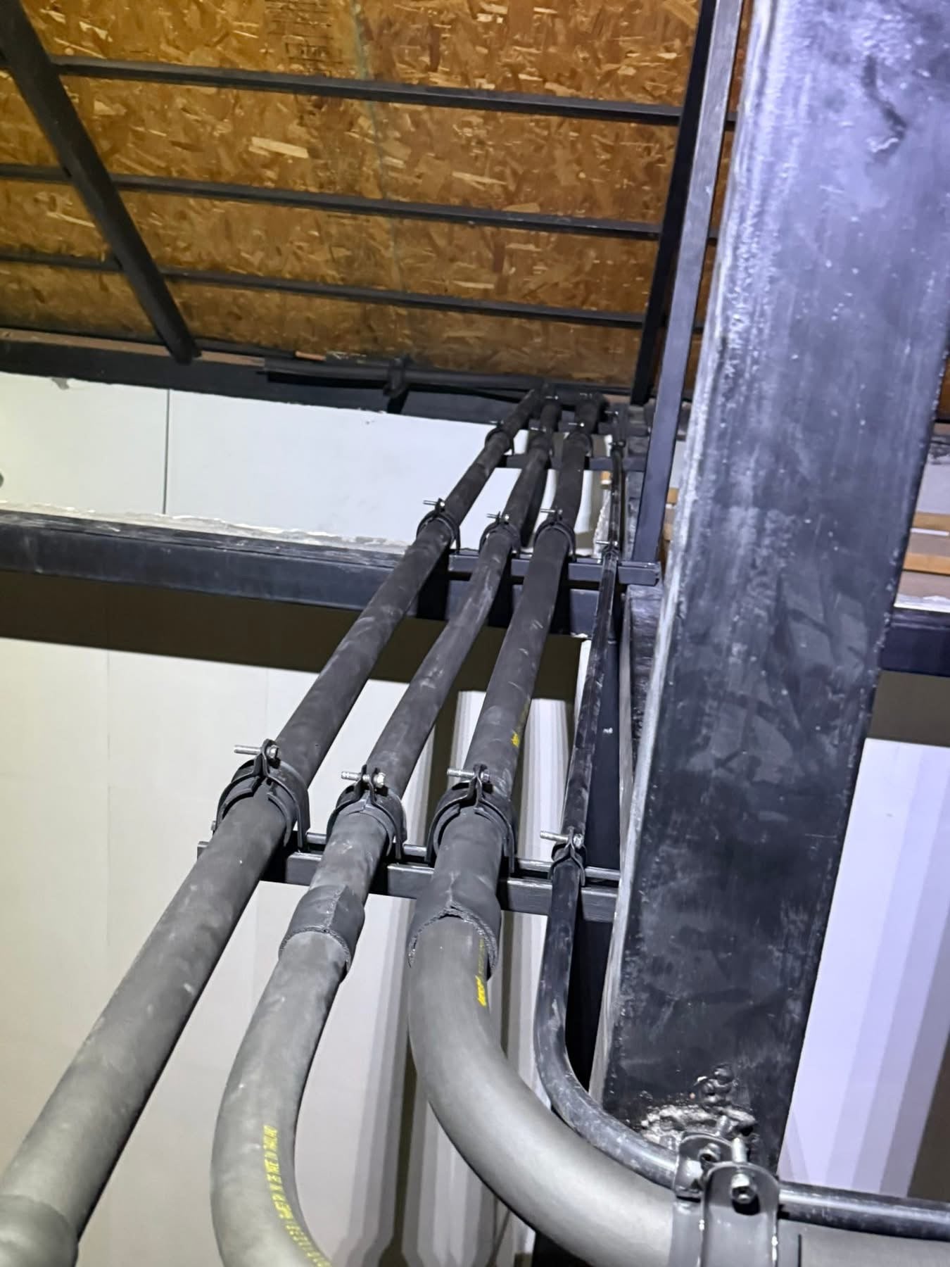 Cassette air conditioner installation