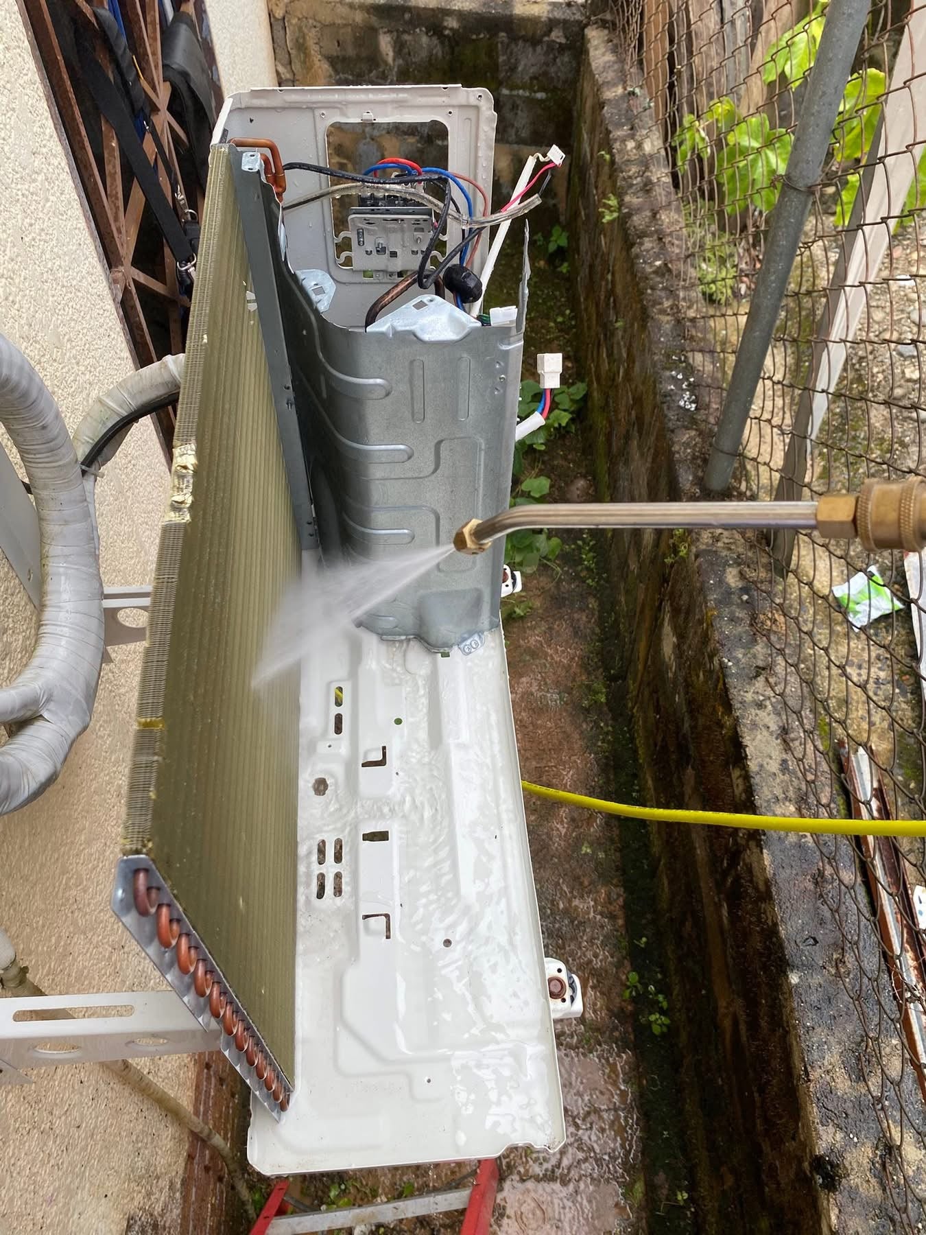 Air Conditioner Servicing | Professional AC Cleaning & Maintenance Service