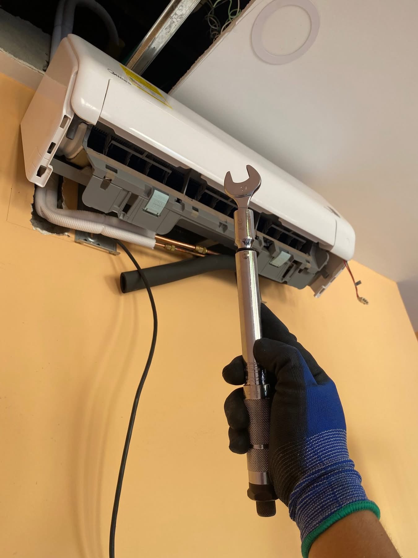 Split Air Conditioner Installation Service